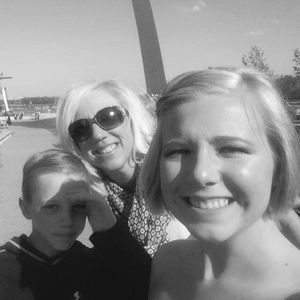 Meet your Posher, Carri